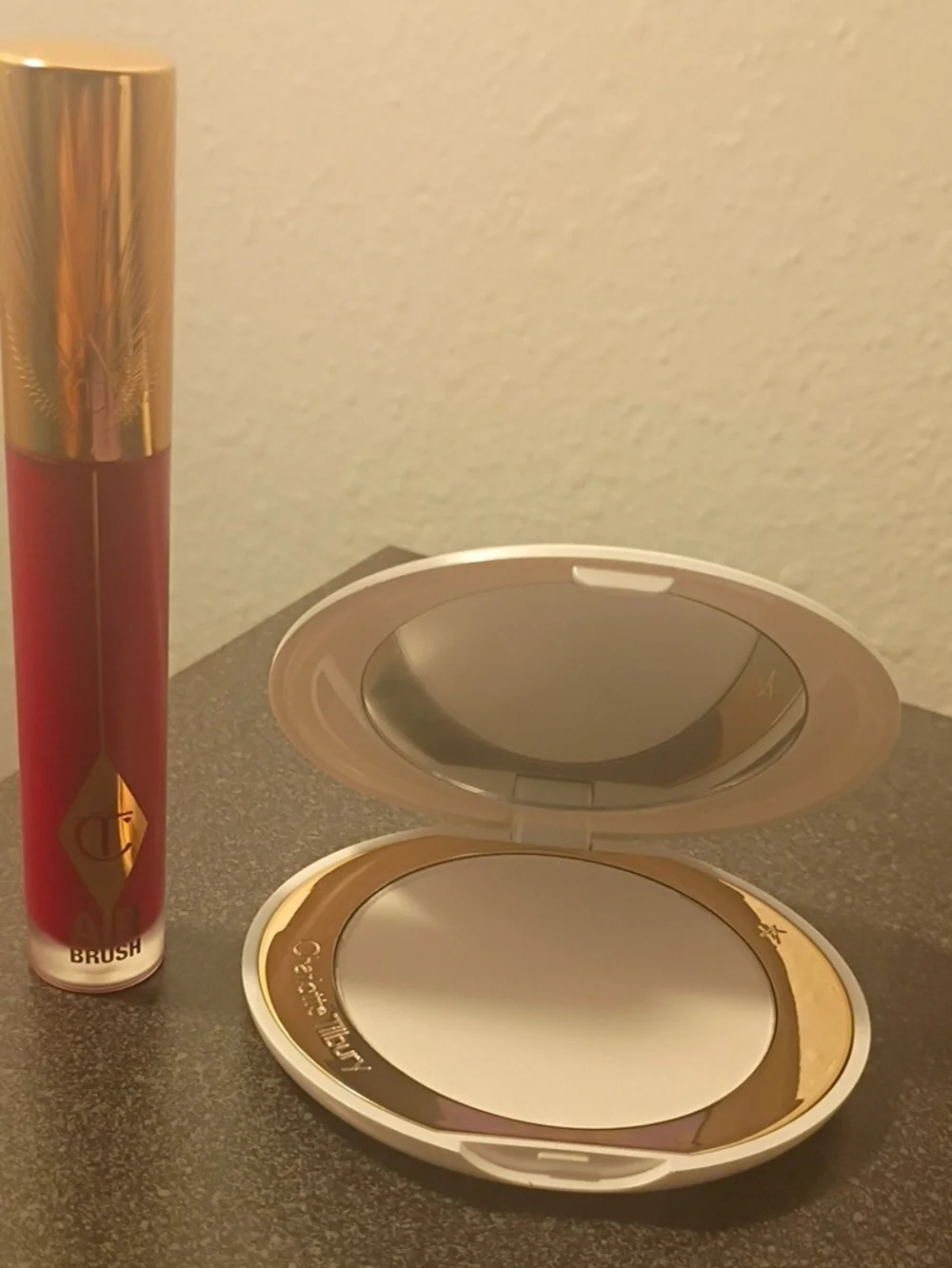 Charlotte Tilbury Airbrush Brightening Setting Powder And Ruby Blur Liquid Lip